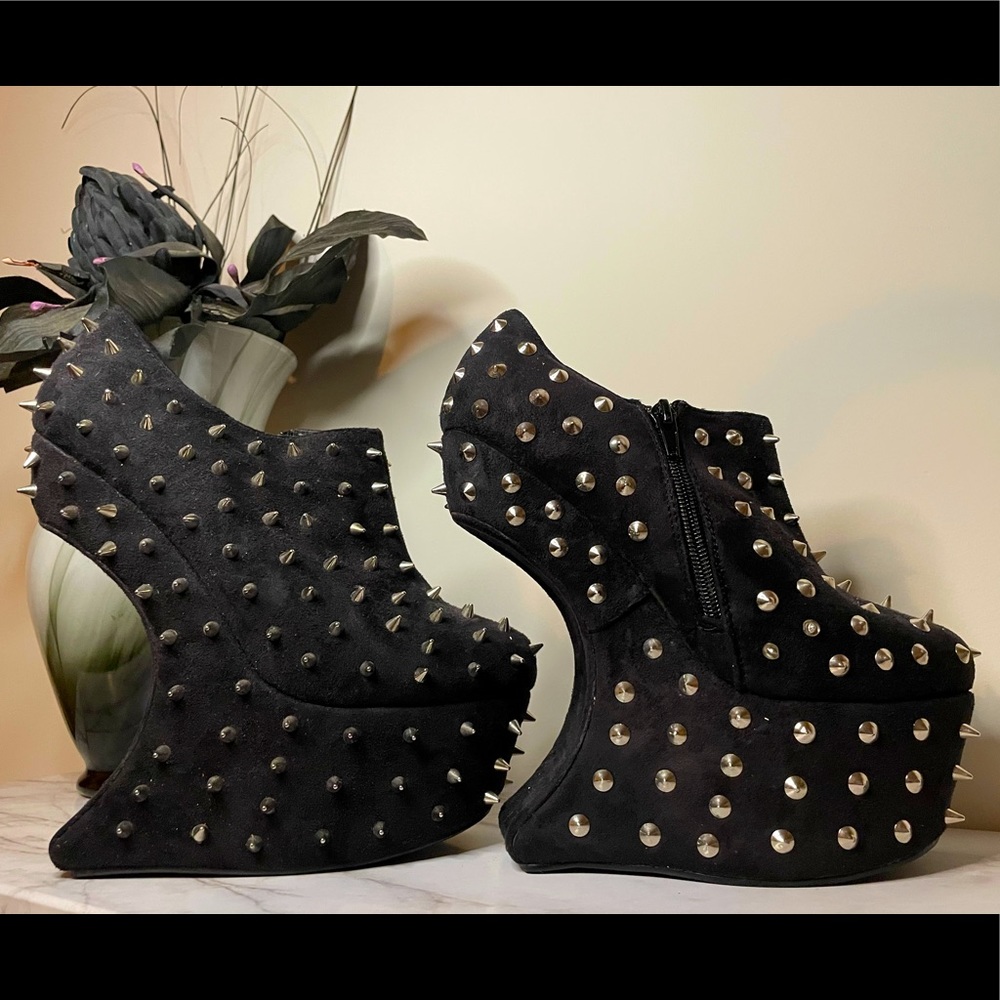 Black spiked hoof ankle boots